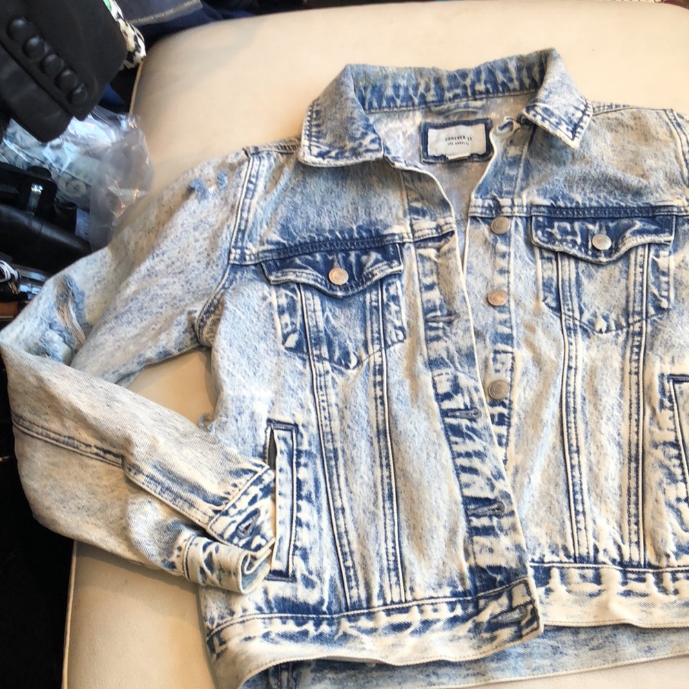 Forever 21 NWOT denim blue jean jacket - Picture 5 of 11